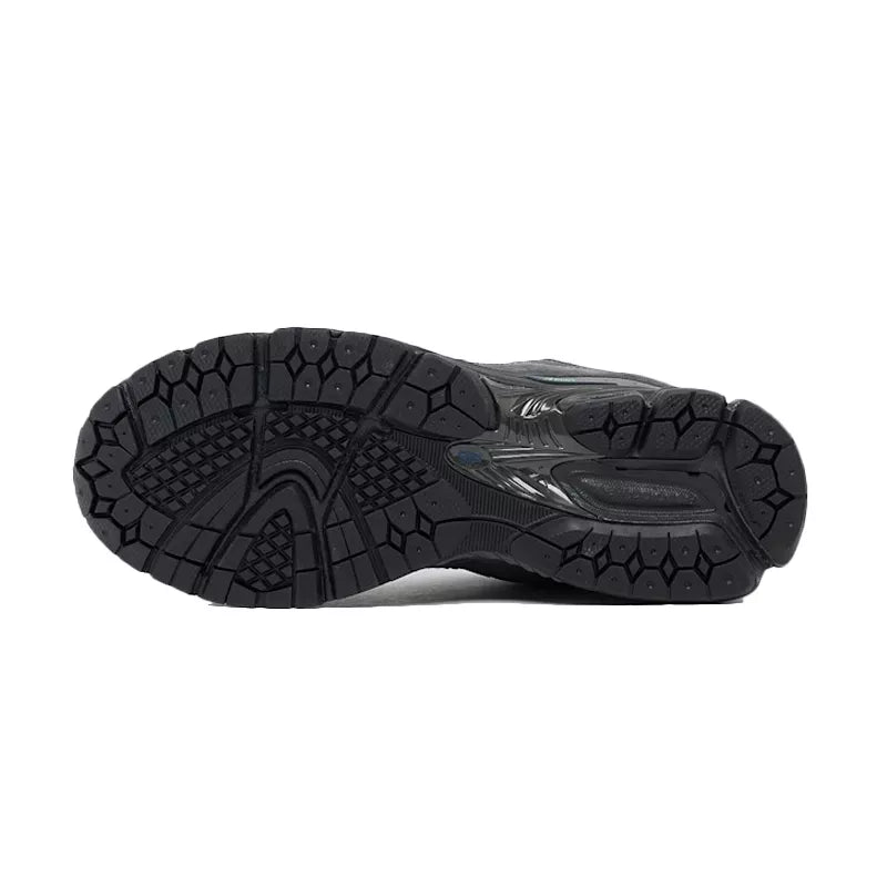 New Balance U2002 Sneakers - Grey/Black