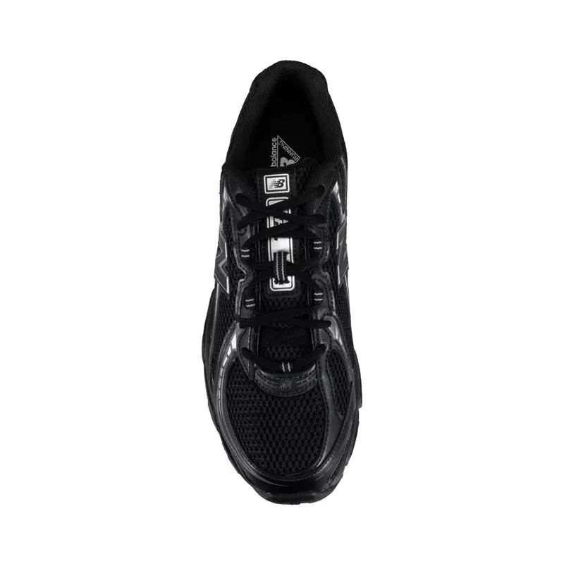 Zapatillas U740 - Negro y plateado