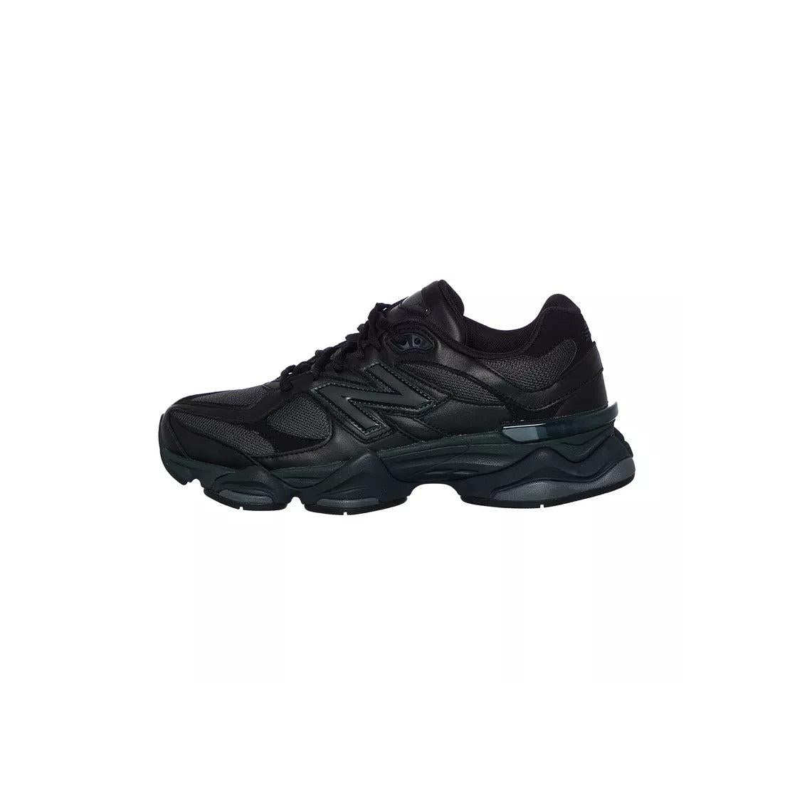 U9060 Sneakers - Black/Black