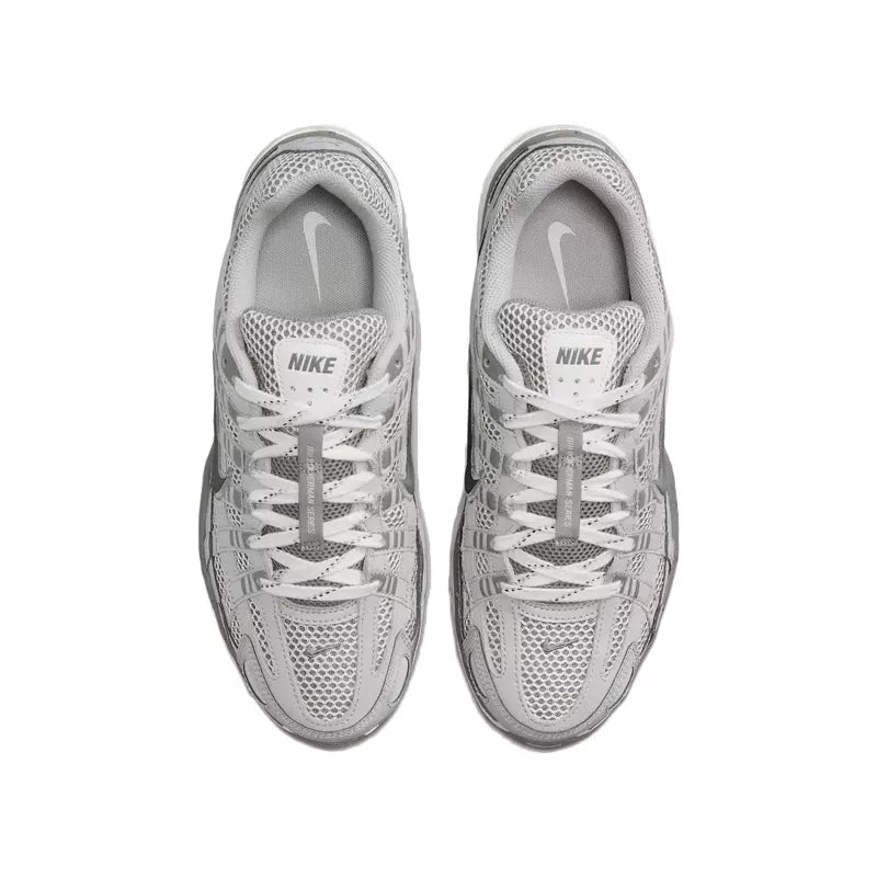 Zapatillas Nike P-6000 - Gris y blanco