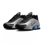 Baskets Nike Shox R4 Gs - Noir Et Argent