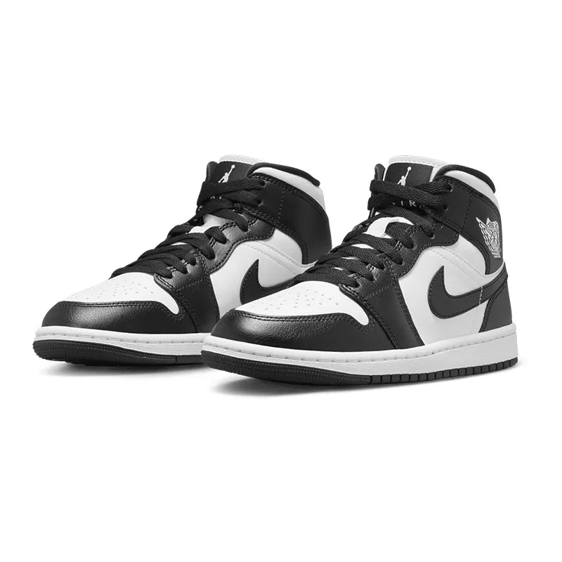 Zapatillas Jordan 1 Mid - Negro/Blanco