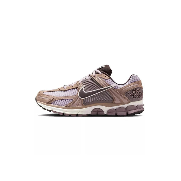 Zapatillas Zoom Vomero 5 - Marrón