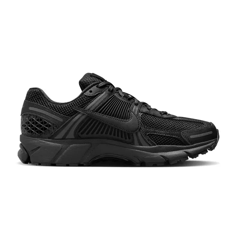 Baskets Nike Zoom Vomero 5 - Noir/Noir