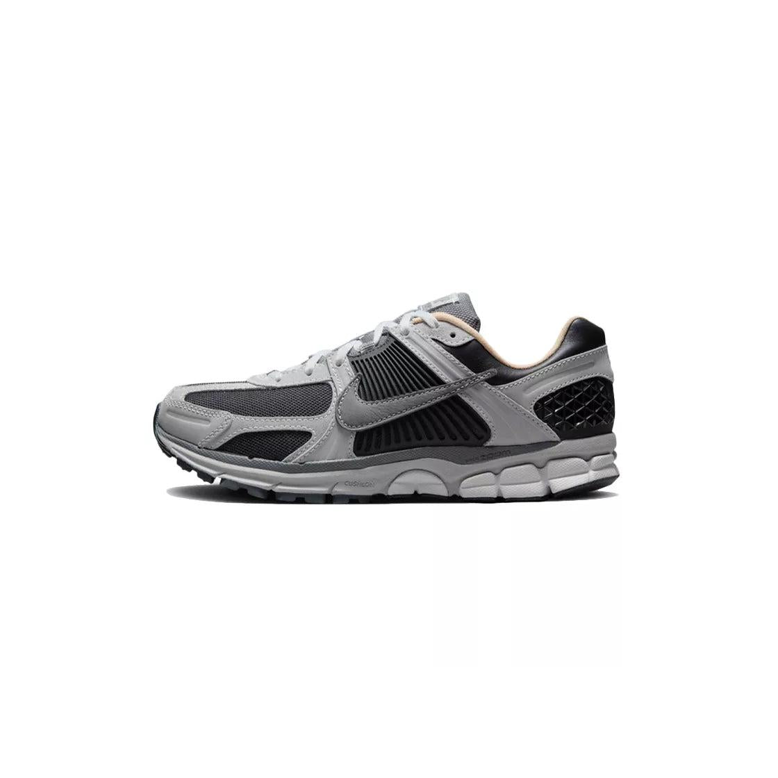 Baskets Nike Zoom Vomero 5 - Antracite/Gris
