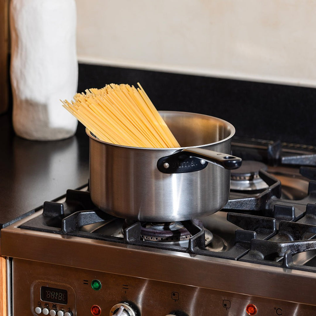 Batterie De Cuisine En Inox Avec Manches Noirs, 7 Pièces