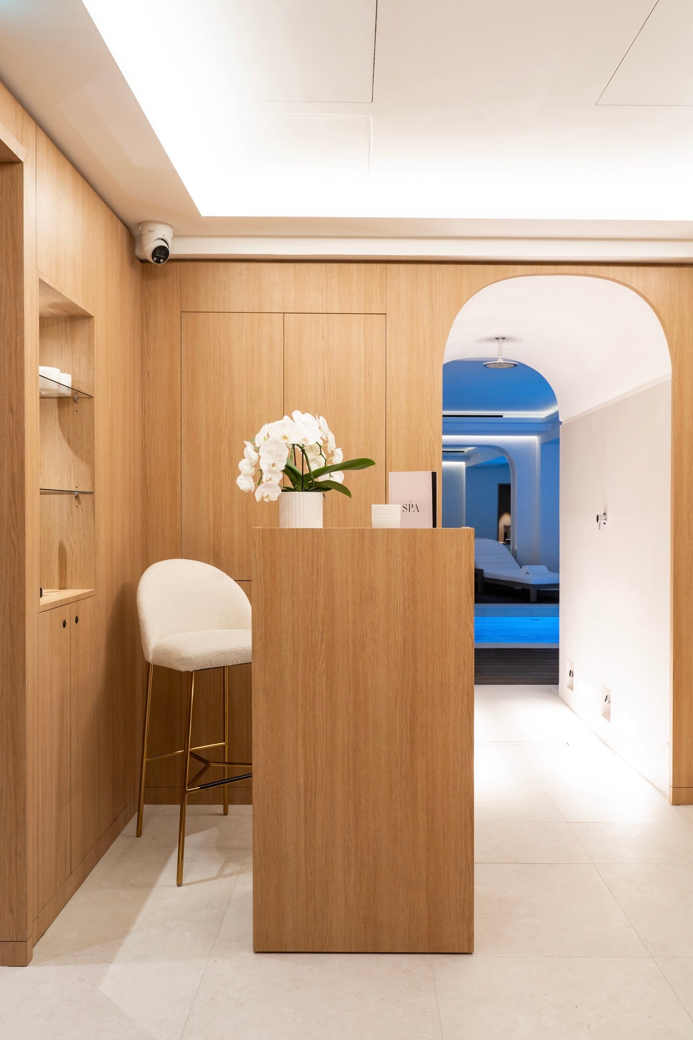 Spa Black Door Paris 8 - Massage 30 Min et 90 Min d'Accès Au Spa (2 Personnes)