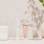 Brosse Blanche + Étui + Support