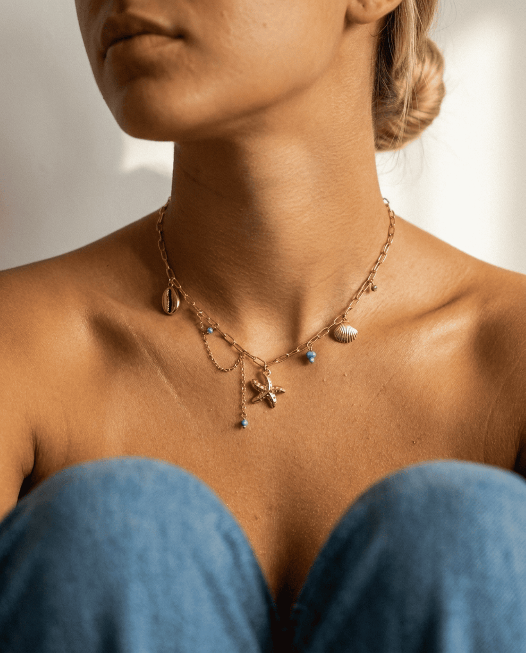 Sol Kiss Necklace