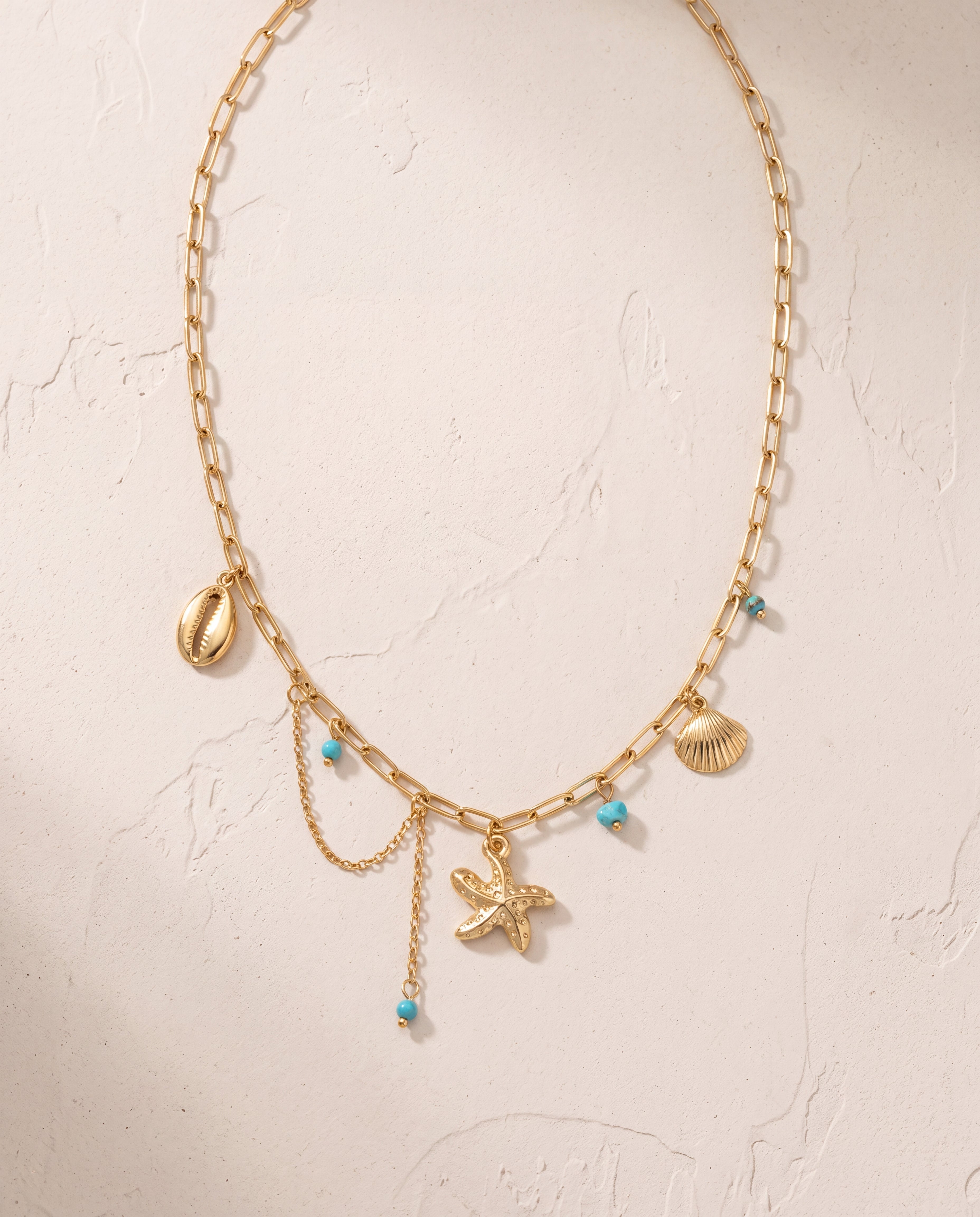 Sol Kiss Necklace