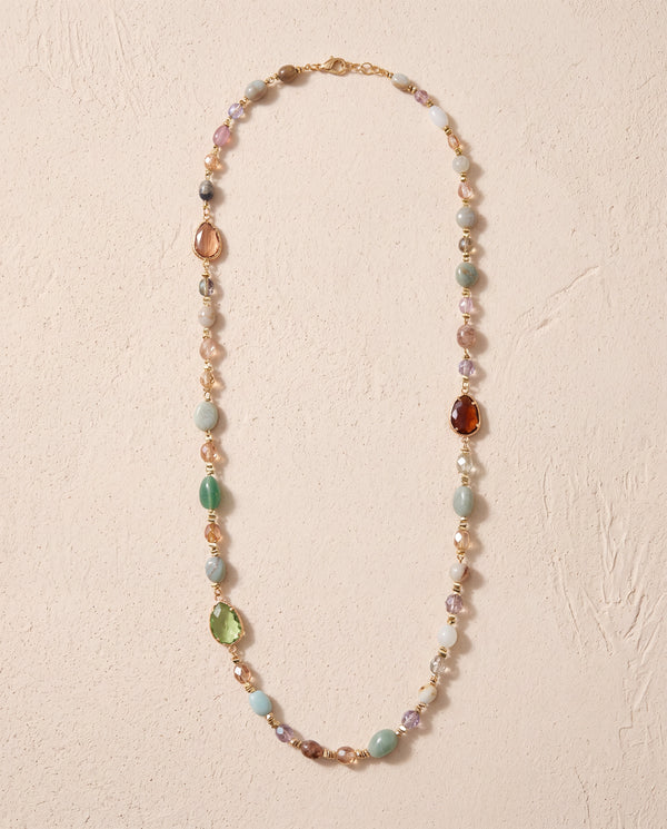 Collar Largo Coral Sueño
