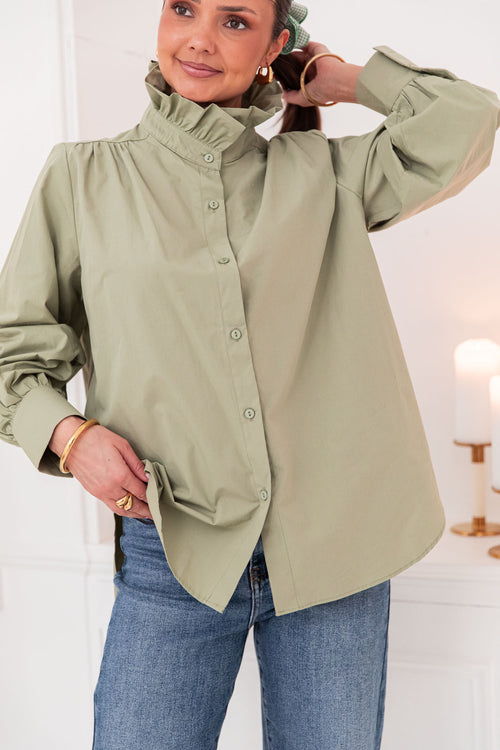 LÉONIE Caqui - Camisa con cuello victoriano