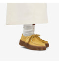 Torhill Bee - Golden Tan Suede - Mujer
