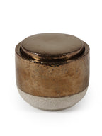 Candles Charred Santal - Doftljus - L - Sojavax och paraffin - Guld