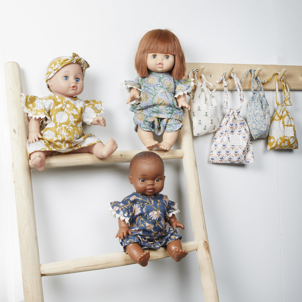 Daphne Melissa Doll Blue Flowers