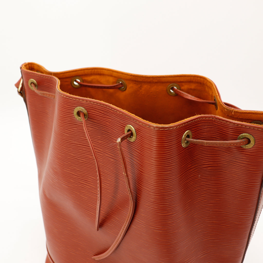 Le Noé Épi Marron Louis Vuitton
