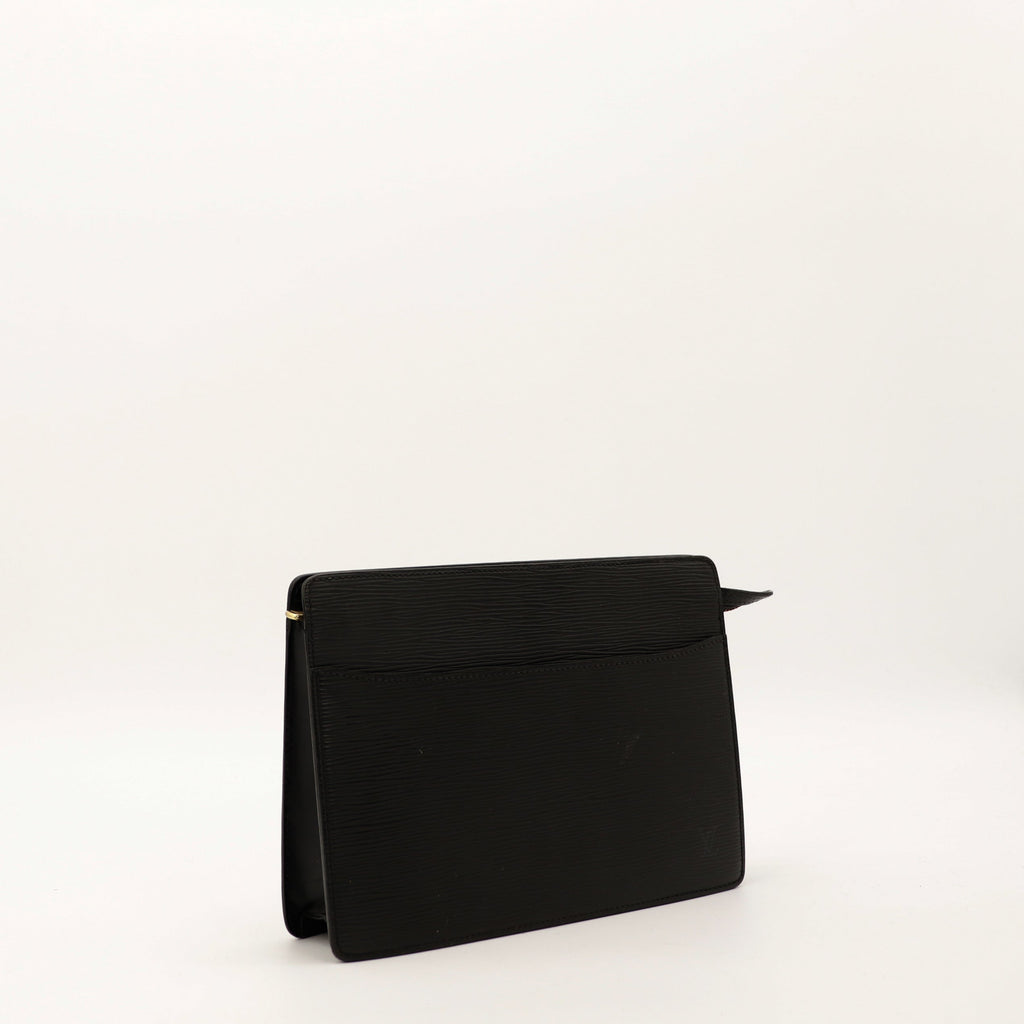 La Pochette Épi Noir Louis Vuitton