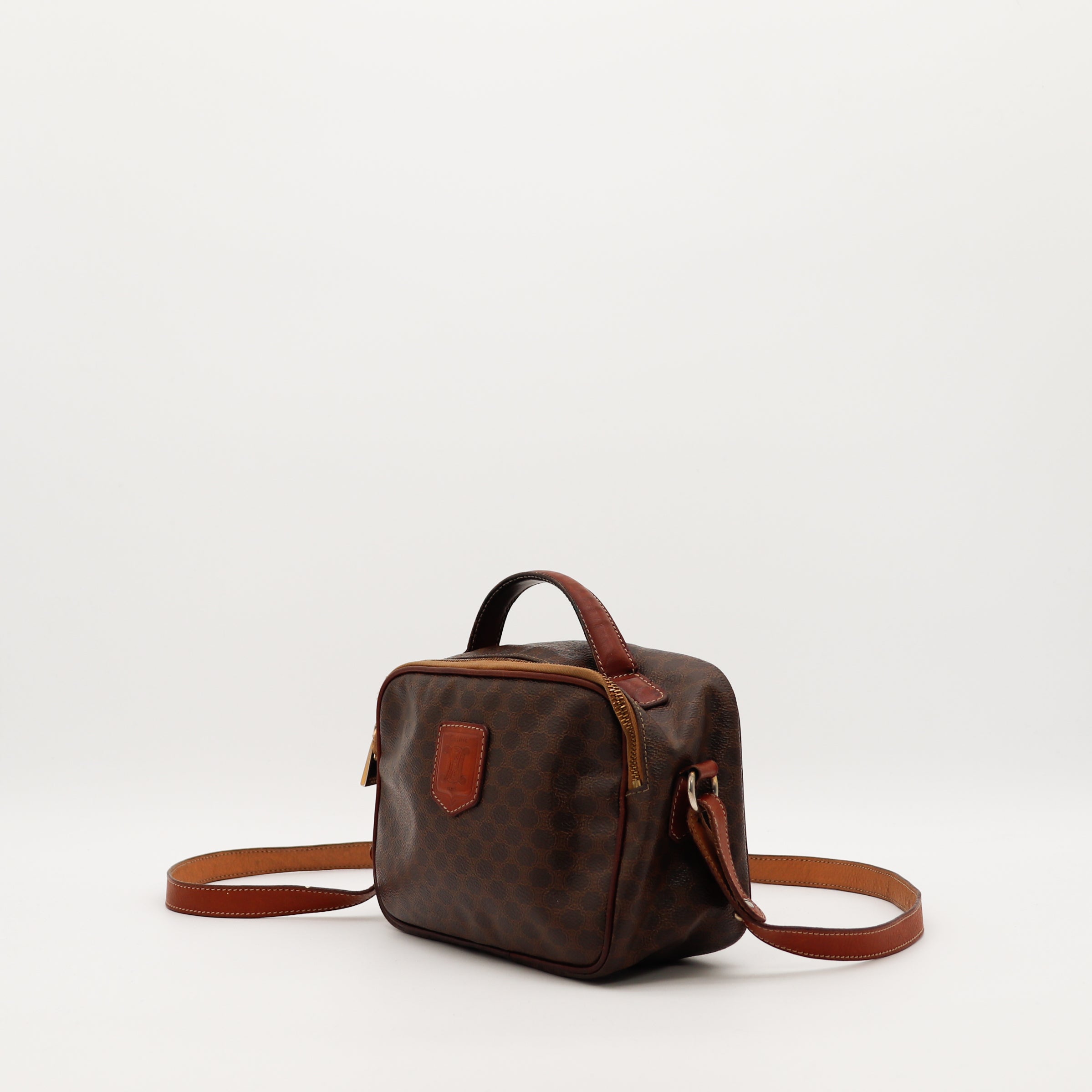 La Trousse De Toilette Céline Bandoulière Macadam