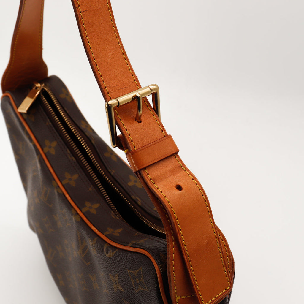 Le Croissant Mm Louis Vuitton