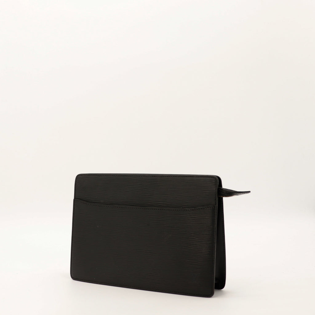 La Pochette Épi Noir Louis Vuitton