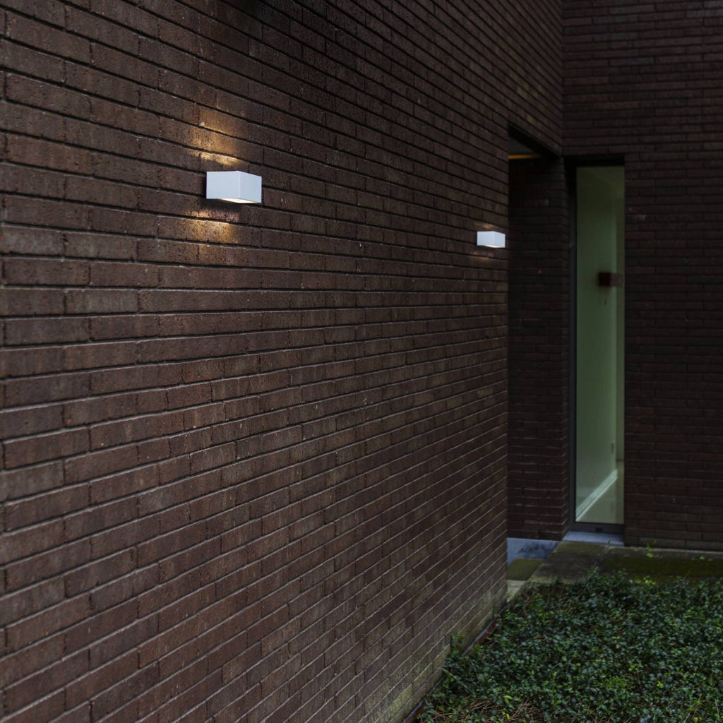 Gemini - Mains Wall Light - Aluminium - White