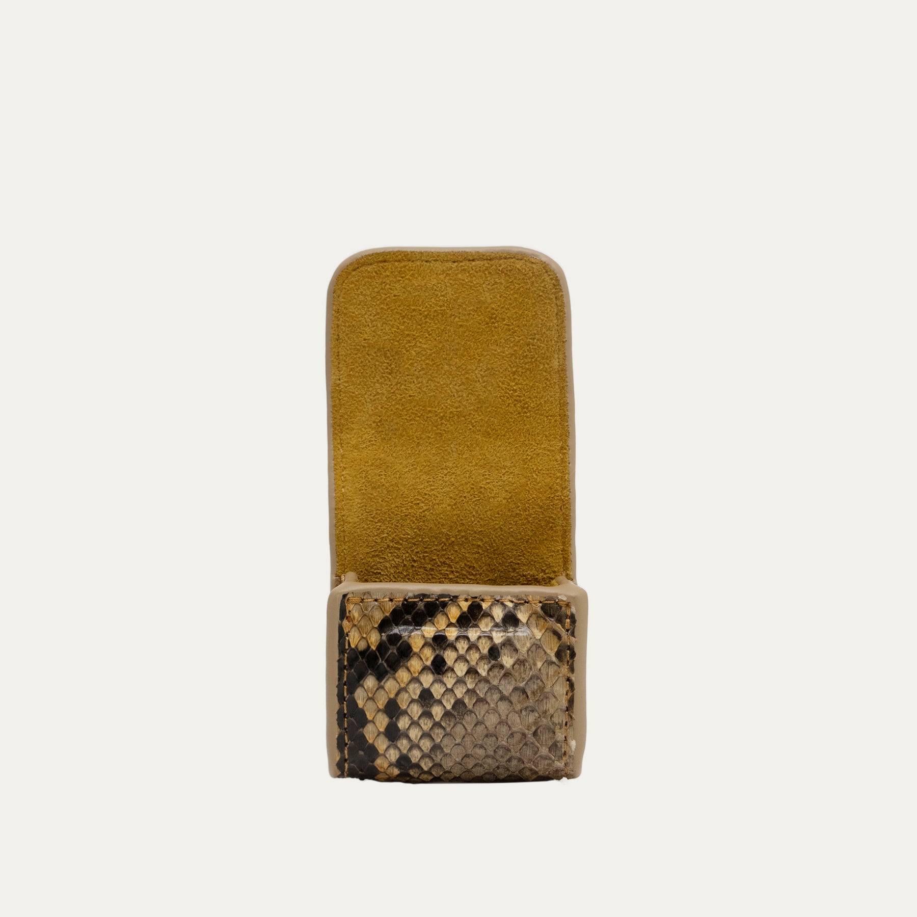 Funda para Airpod del desierto de Jamie Python