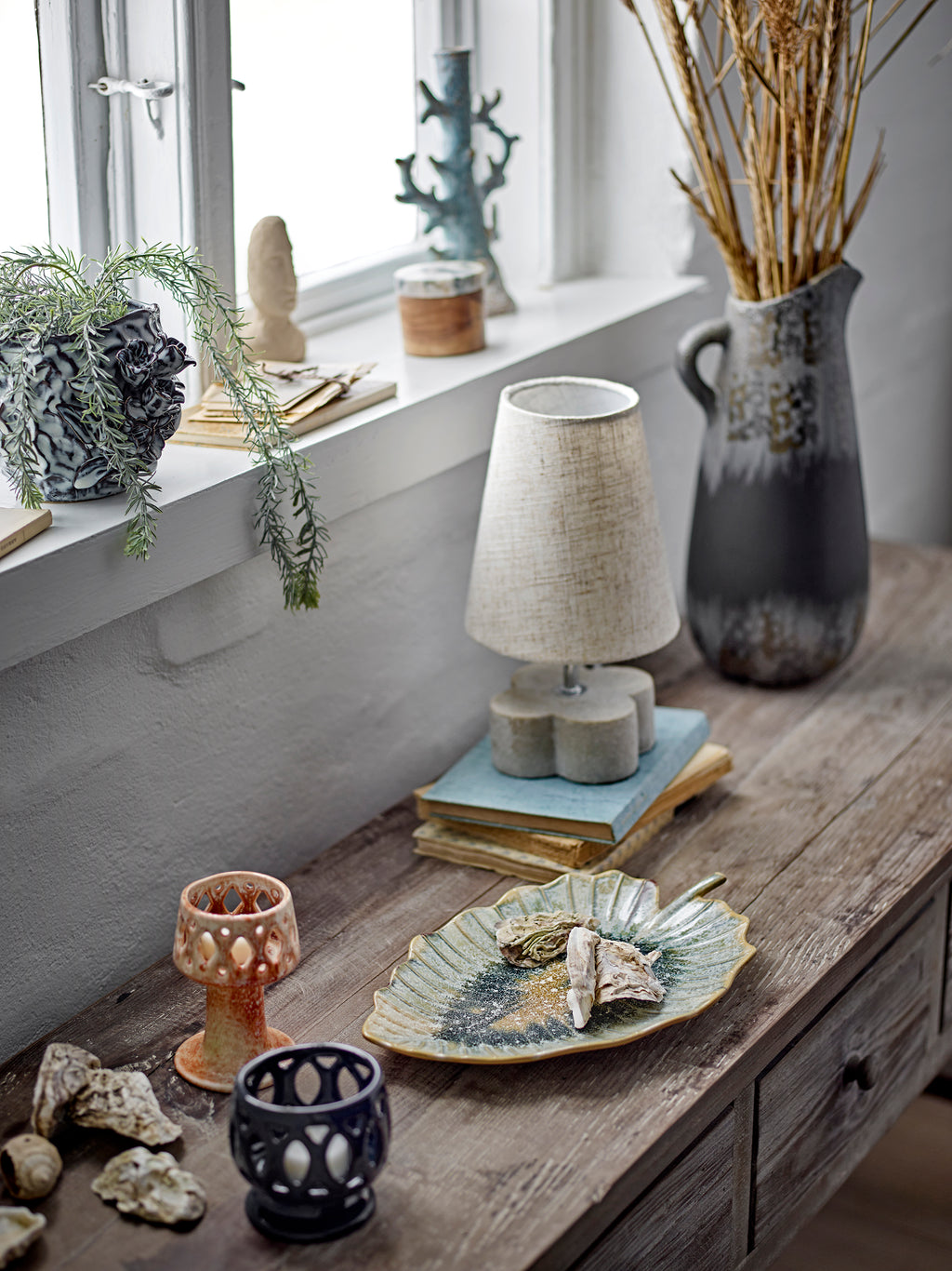 Khumo - Vase - Black - Stoneware