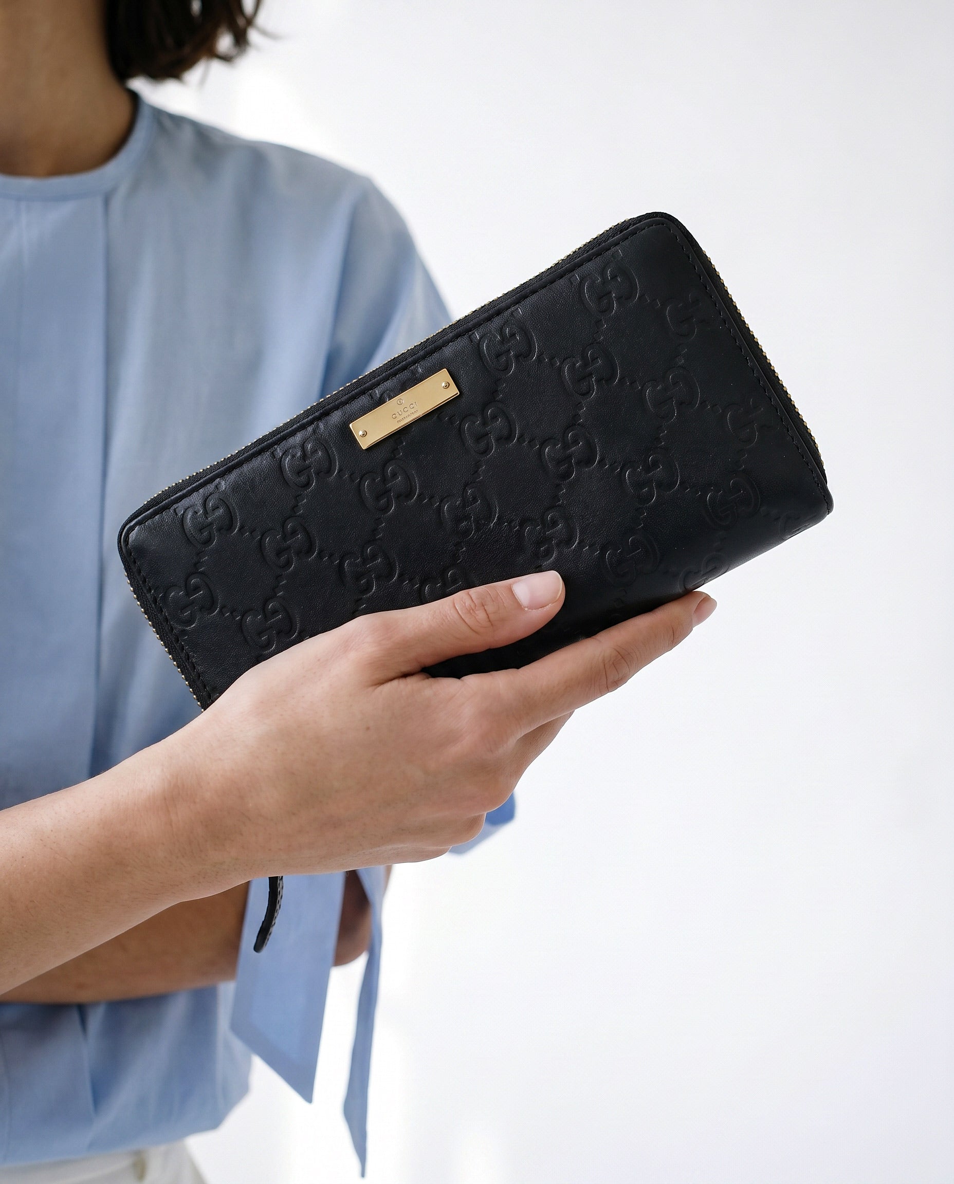 Gucci Long Zippy Wallet in Black Guccissima Leather