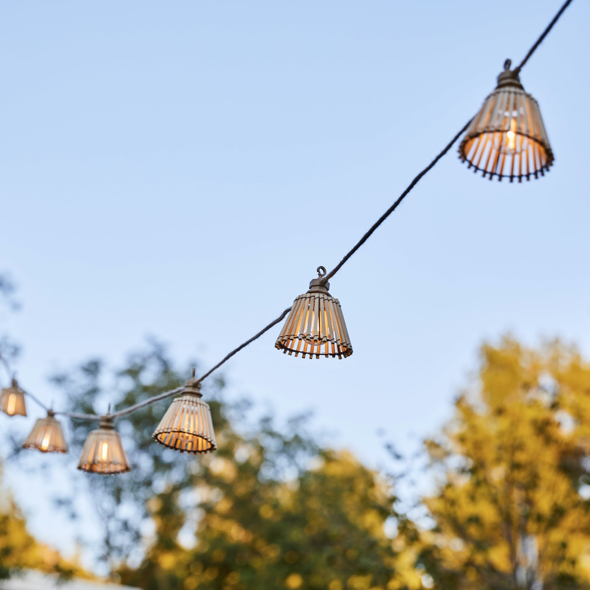 Natura - Hybrid Solar String Lights - Wood - Beige
