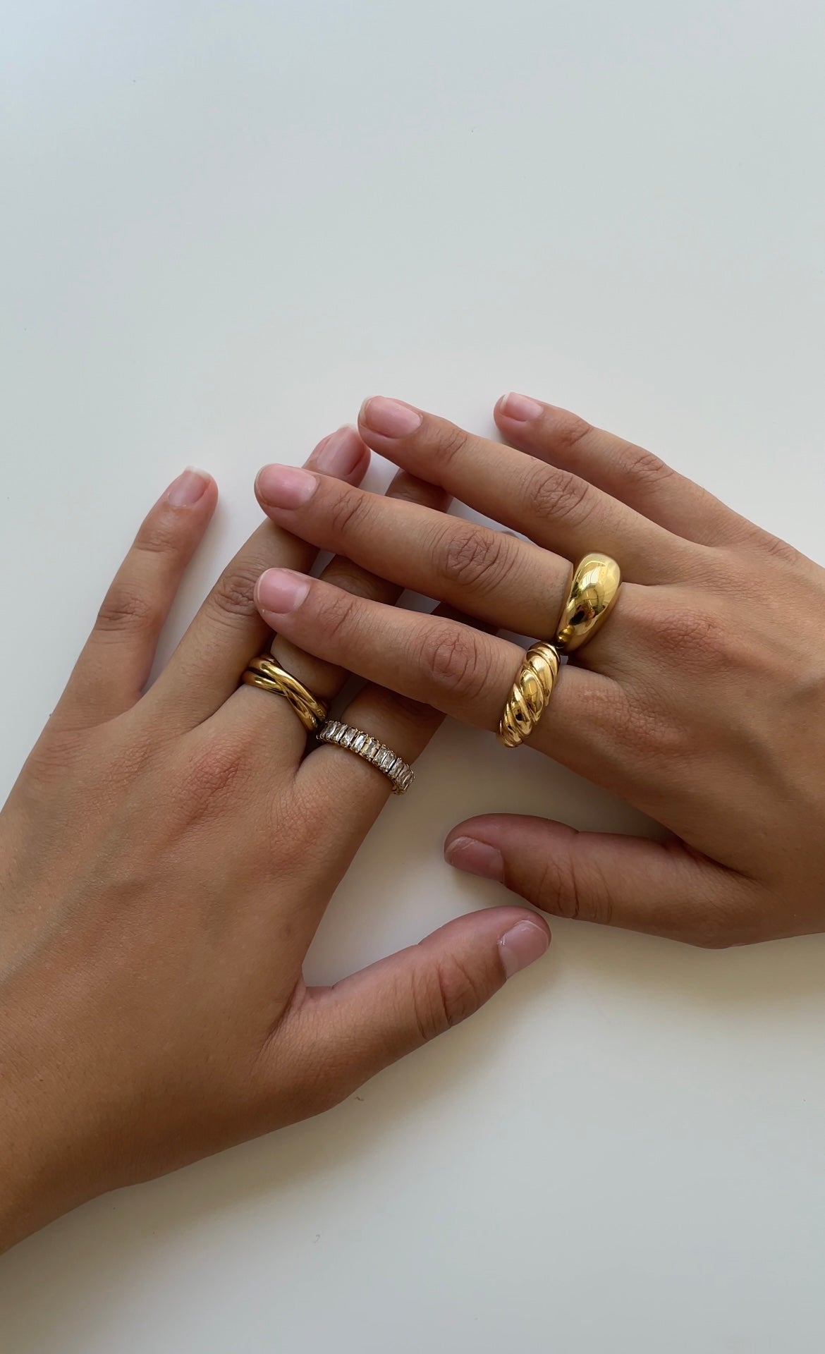 Croissant ring