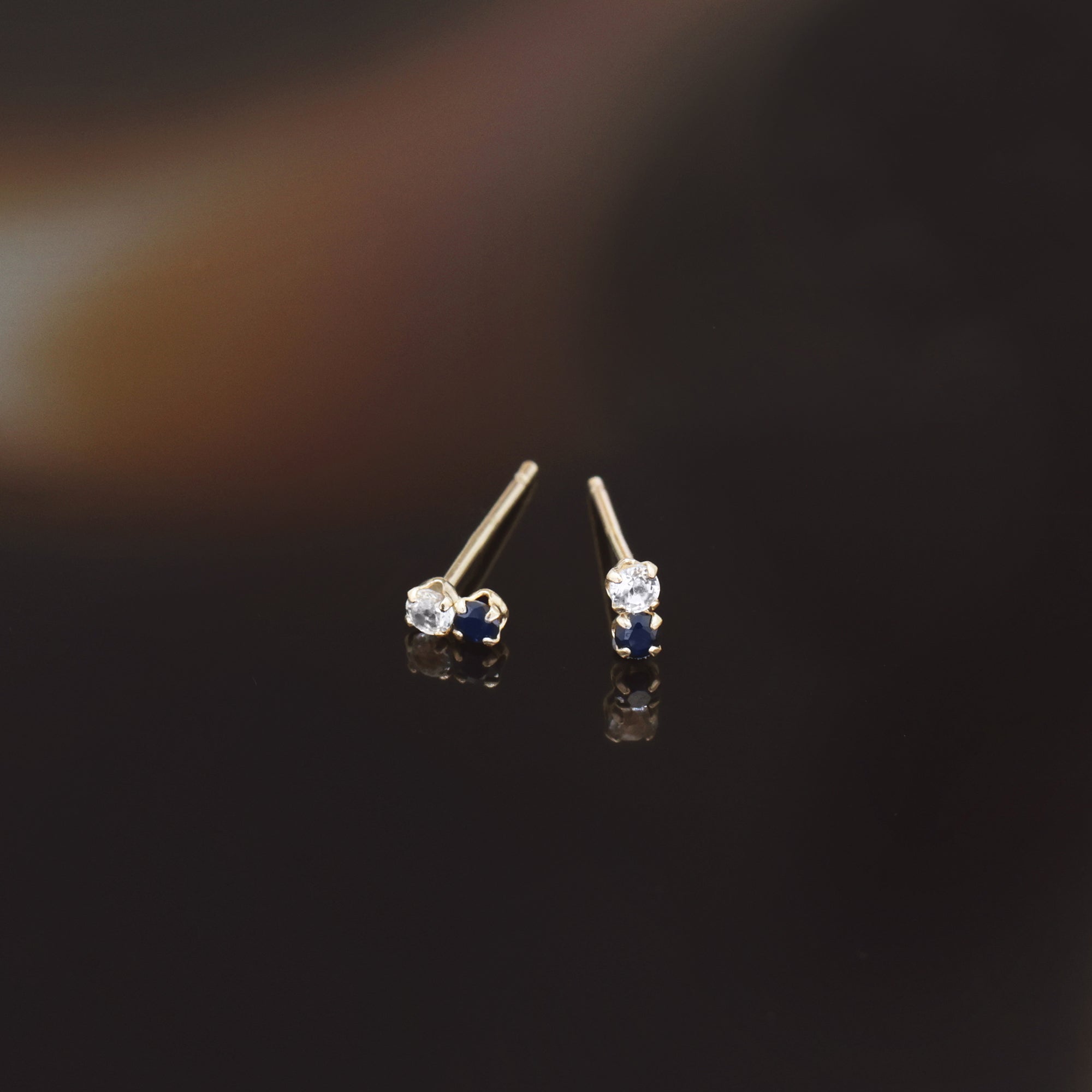“Puces Duo Precious 0.16Ct/4” Topaz And Sapphire Earrings