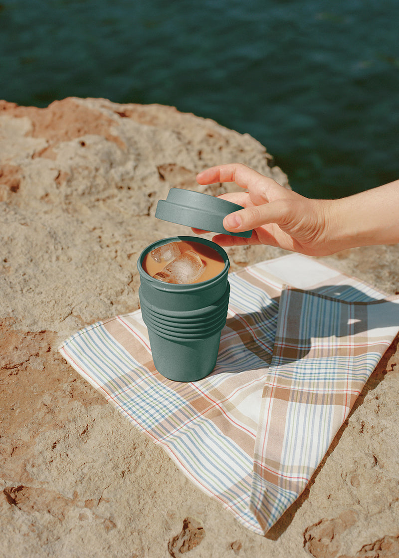 Kitchenware Outdoor Eco - Coffee Glass With Recycled Material Lid - Sage Green