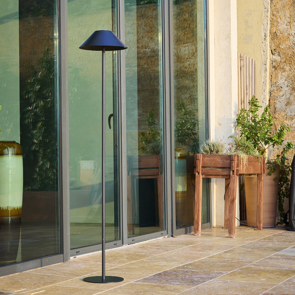 Nerio - Lampadaire Solaire - Acier - Noir