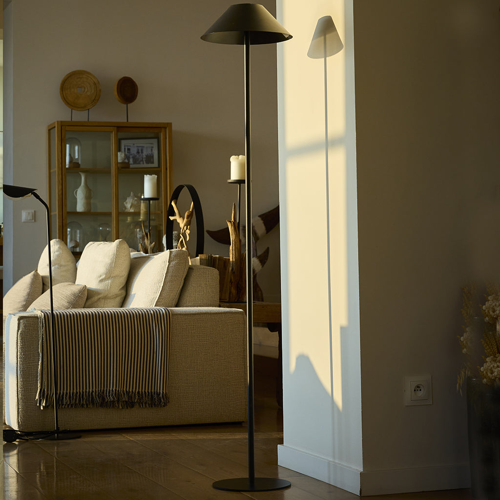 Nerio - Lampadaire Solaire - Acier - Noir