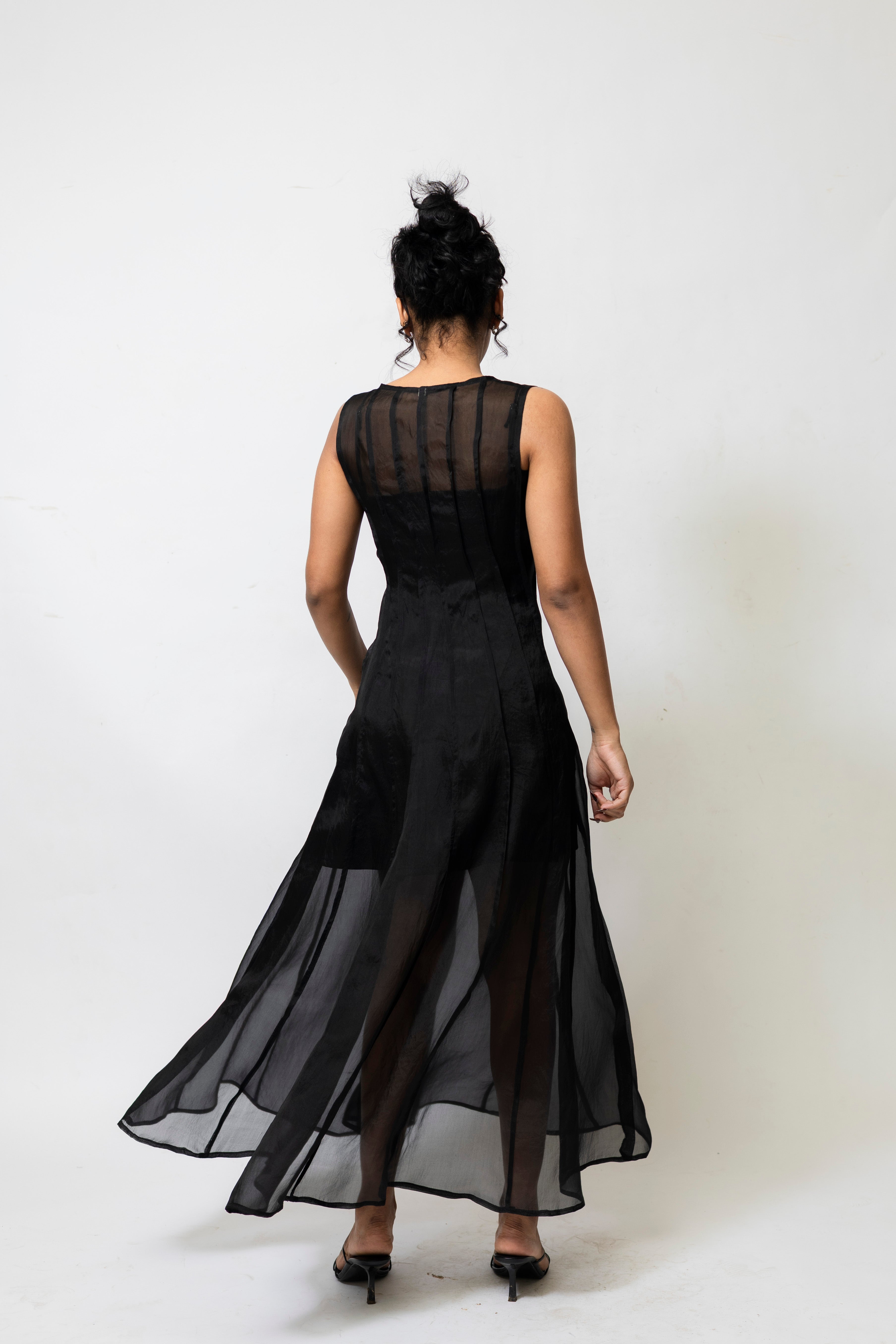 Robe Lulu - Black
