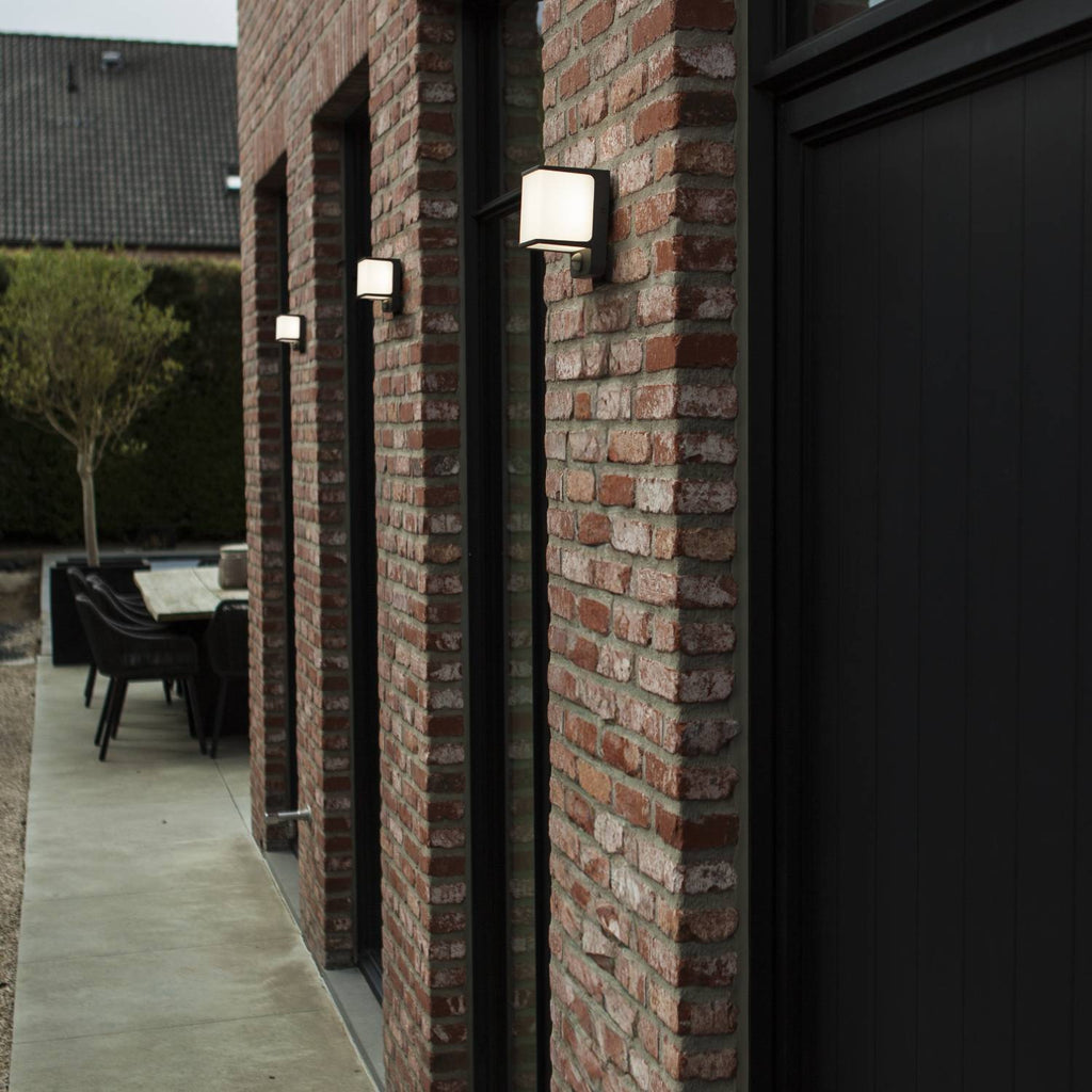 Doblo - Mains-Powered Wall Light - Aluminium - Dark Grey