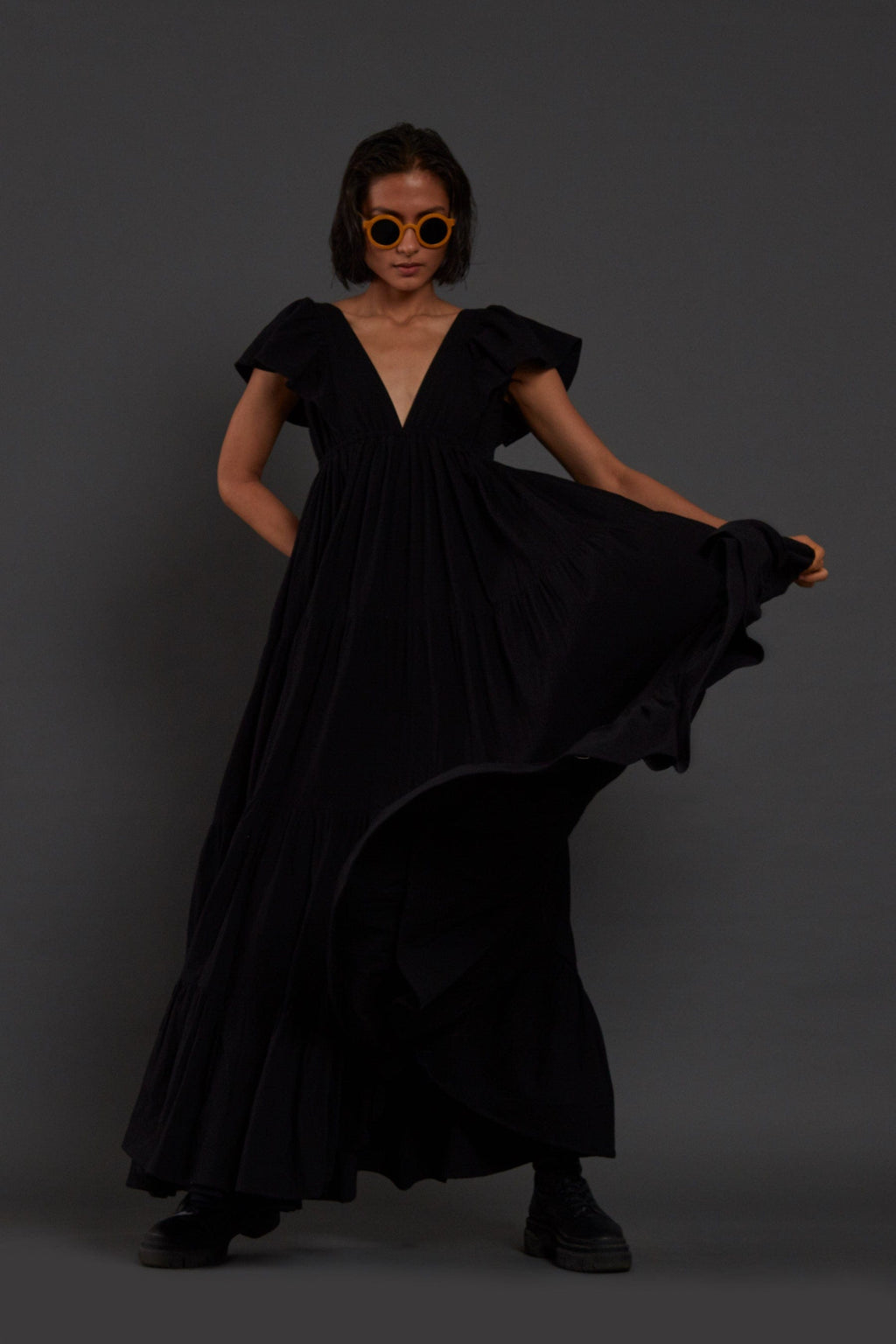 Robe Monette - Black