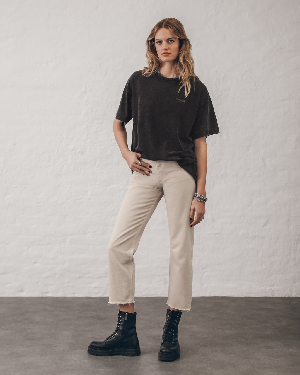 Los vaqueros cortos beige