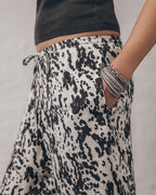 Los pantalones fluidos dálmata