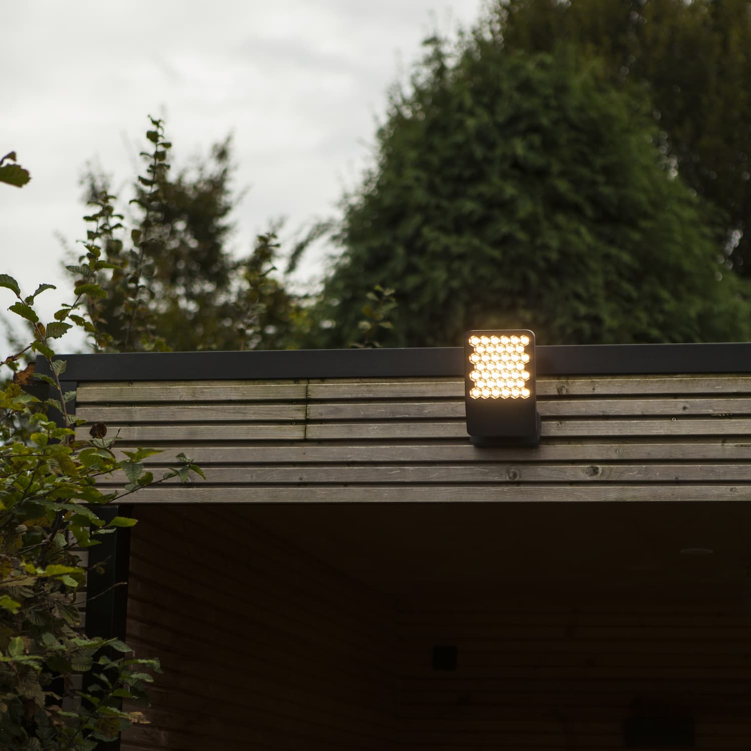 Atlantis Grey - Mains-Powered Wall Light - Aluminium - Dark Grey