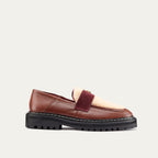 Mocasín Mia de piel corteza y borreguito color crema