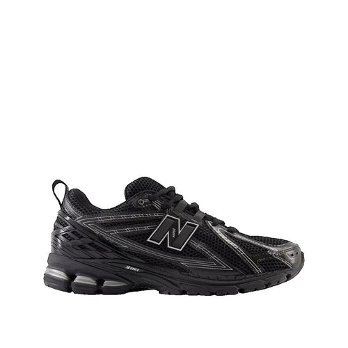 1906R Sneakers - Black
