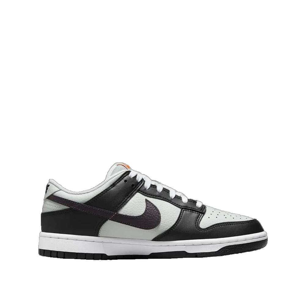 Dunk Low Sneakers - Black