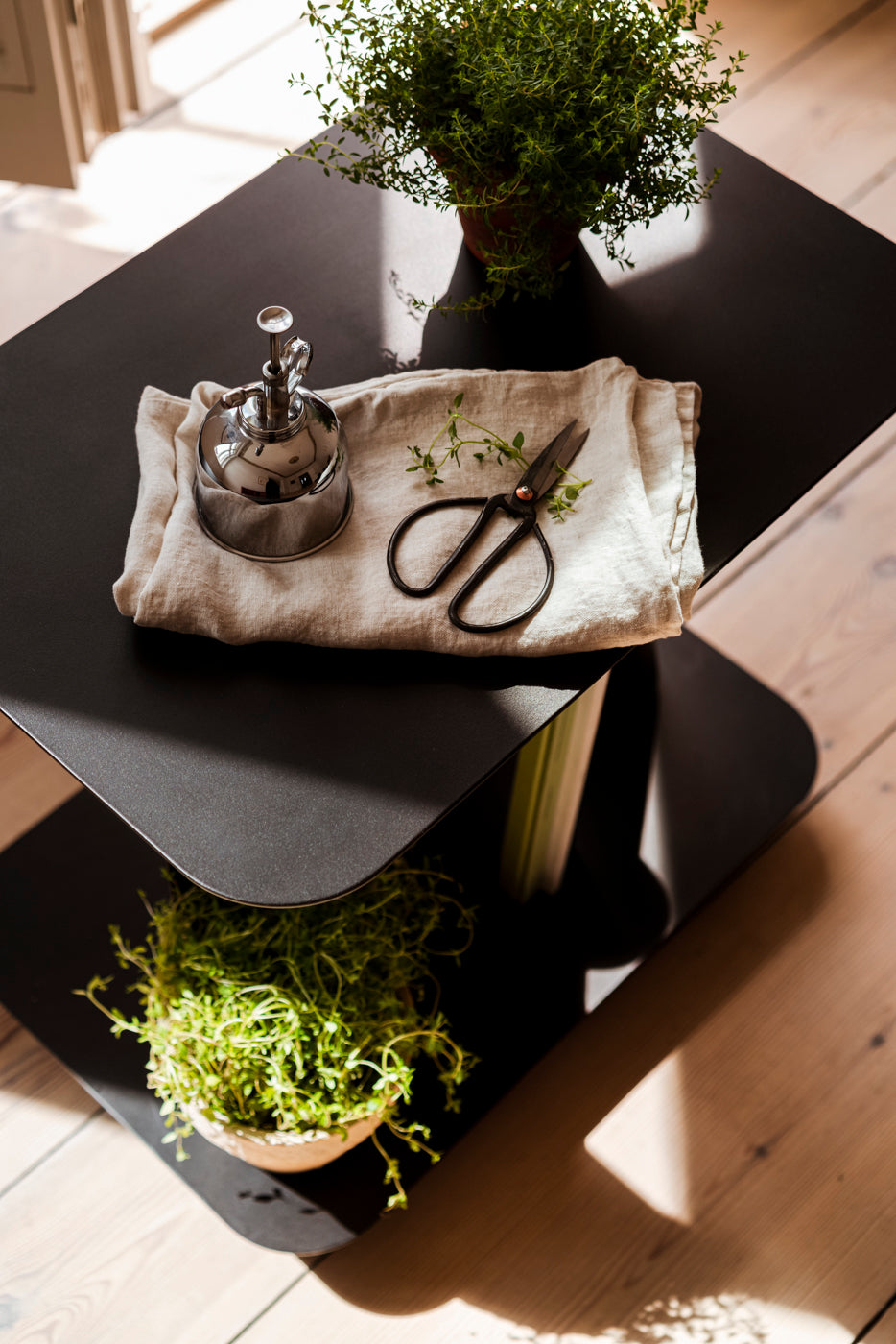 Ho Side Table - Vulcano Black
