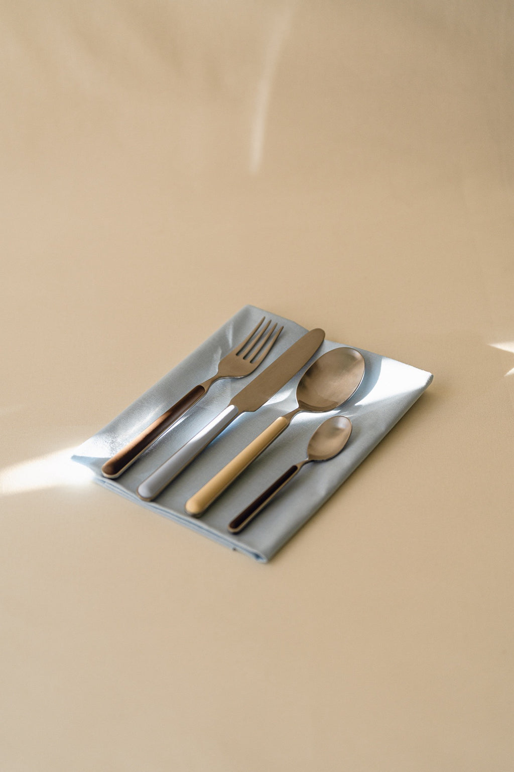 Noli 4-Piece Cutlery Set - 1 Person - Butter Yellow
