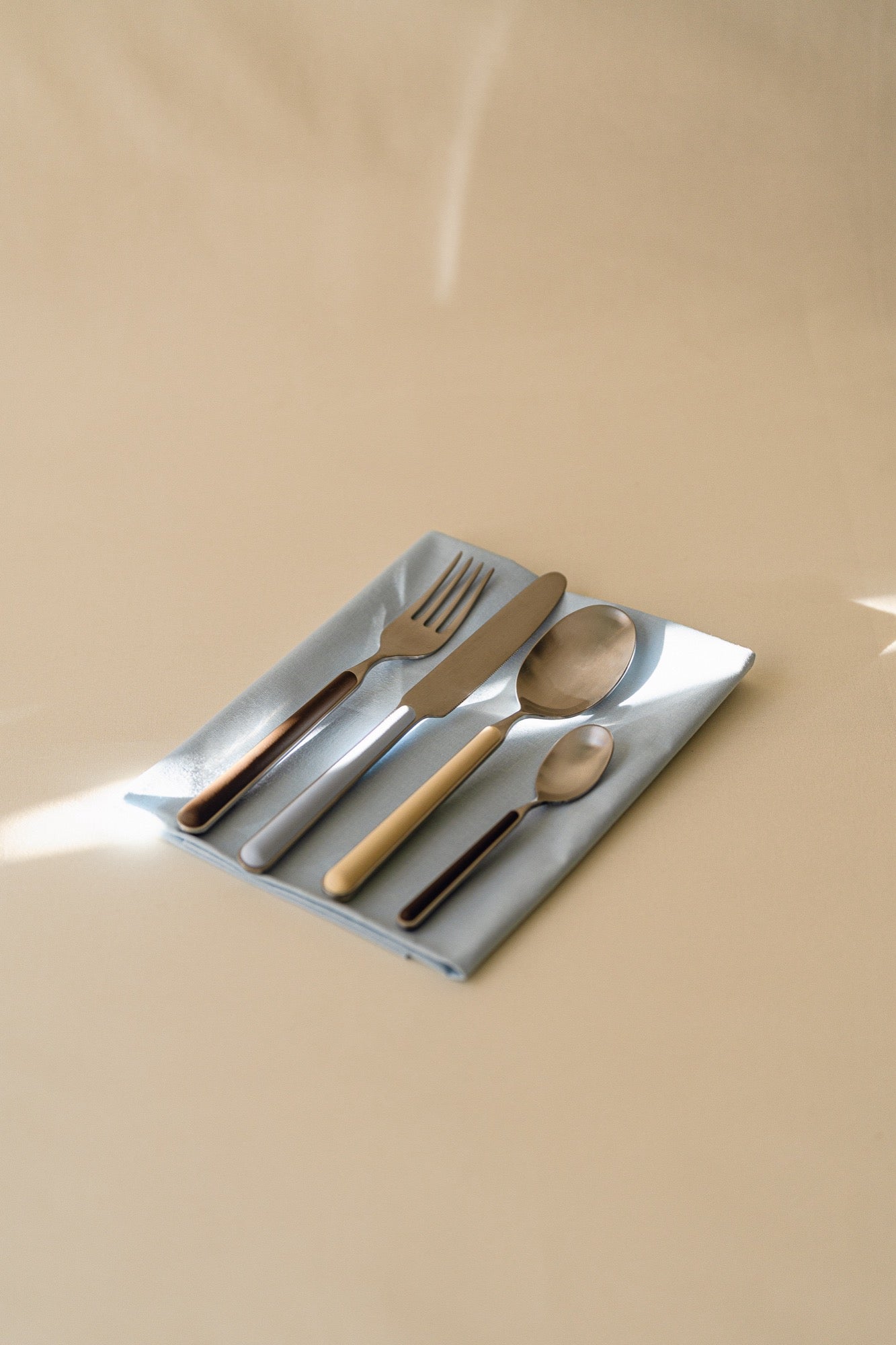 Noli 4-Piece Cutlery Set - 1 Person - Butter Yellow