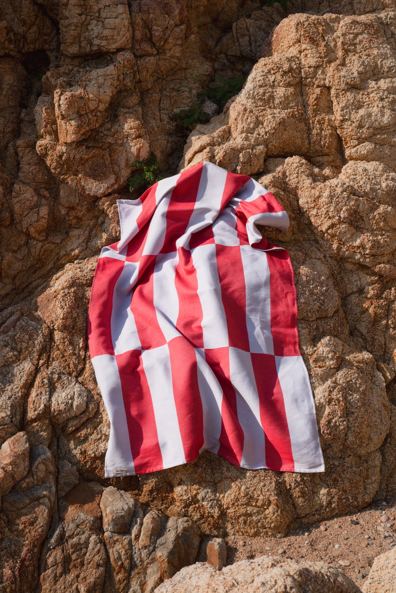 Su Beach Towel - Baby Blue & Red