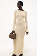 Robe Longue En Maille À Dos Ouvert Et Détail En Dentelle Beige