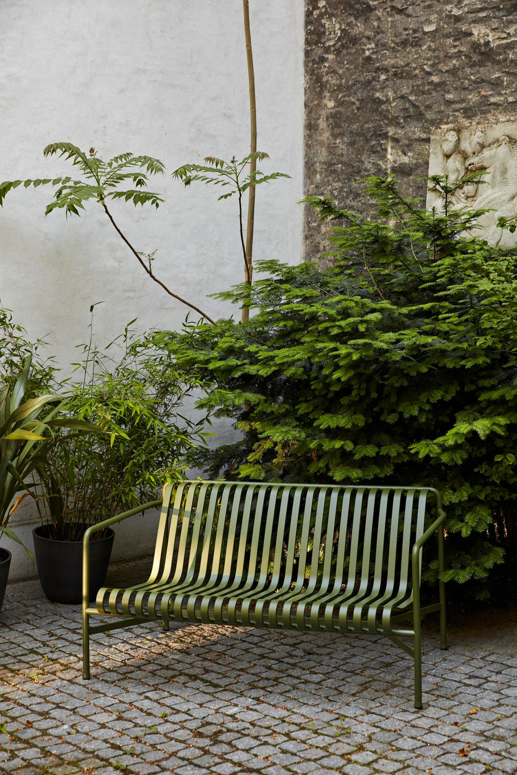 HAY - Banc Avec Dossier Palissade De Hay - Olive
