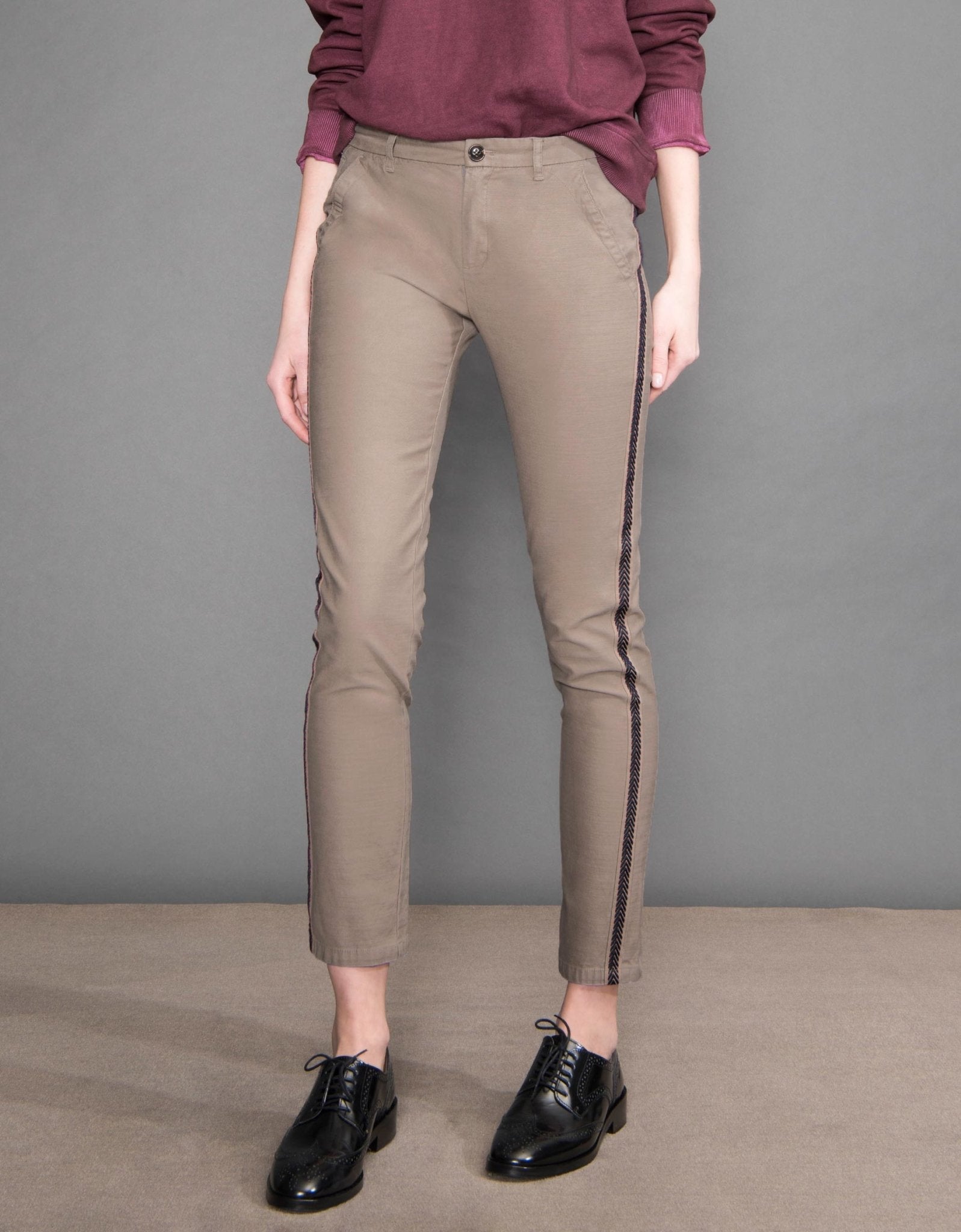 Sandy Herring Chino Trousers - Taupe
